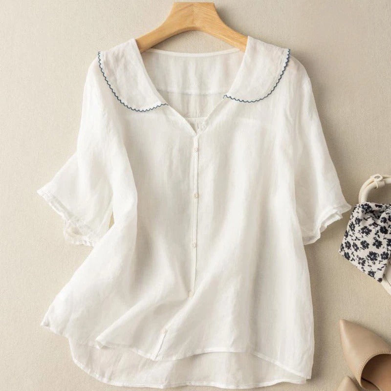 Blus dam, vintage — elegant med scallop-krage och knappdetaljer