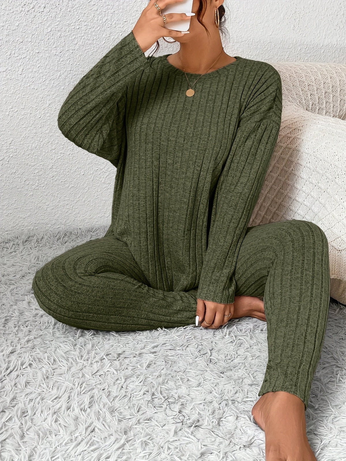 Loungeset dam, ribbat — topp och byxa