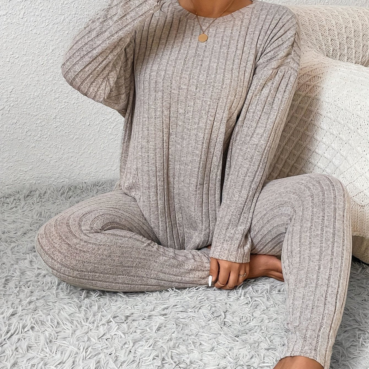 Loungeset dam, ribbat — topp och byxa