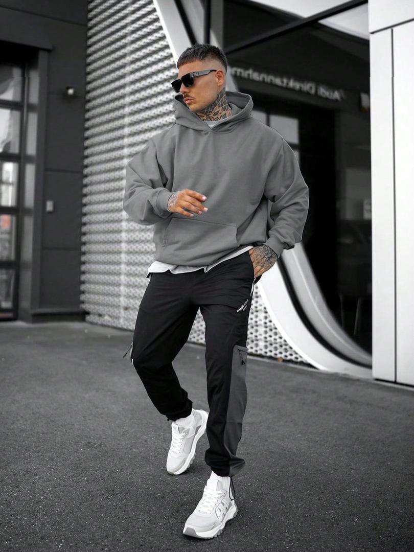 Hoodie herr — enfärgad med huva och ficka