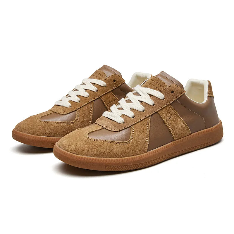 Snörade sneakers herr — halkfria och bekväma vardagsskor