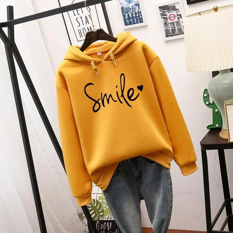 Hoodie dam — mjuk fritidshoodie med smile-tryck och kapuschong