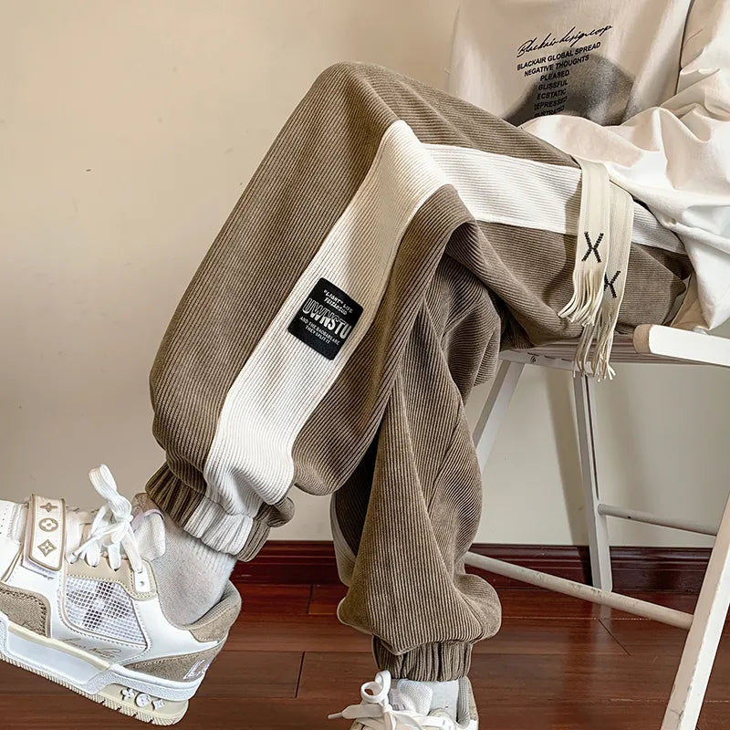 Joggingbyxor herr — streetwear mjukisbyxor med patchdesign