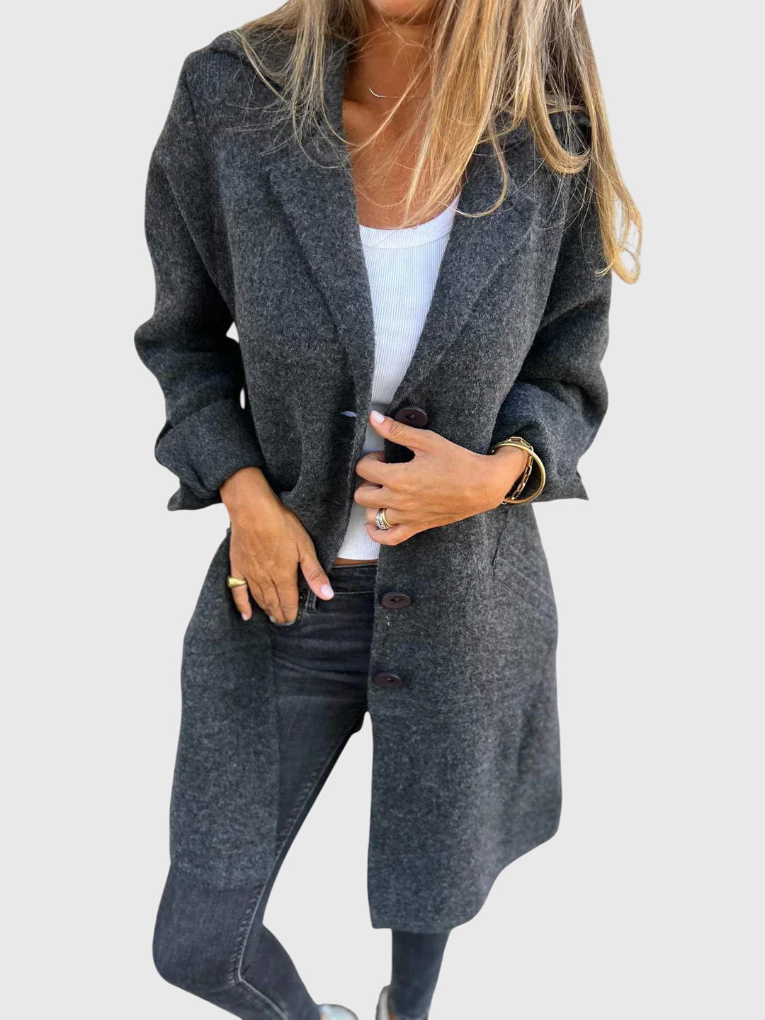 Blazer dam med knappar — tidlös och figurnära kavaj