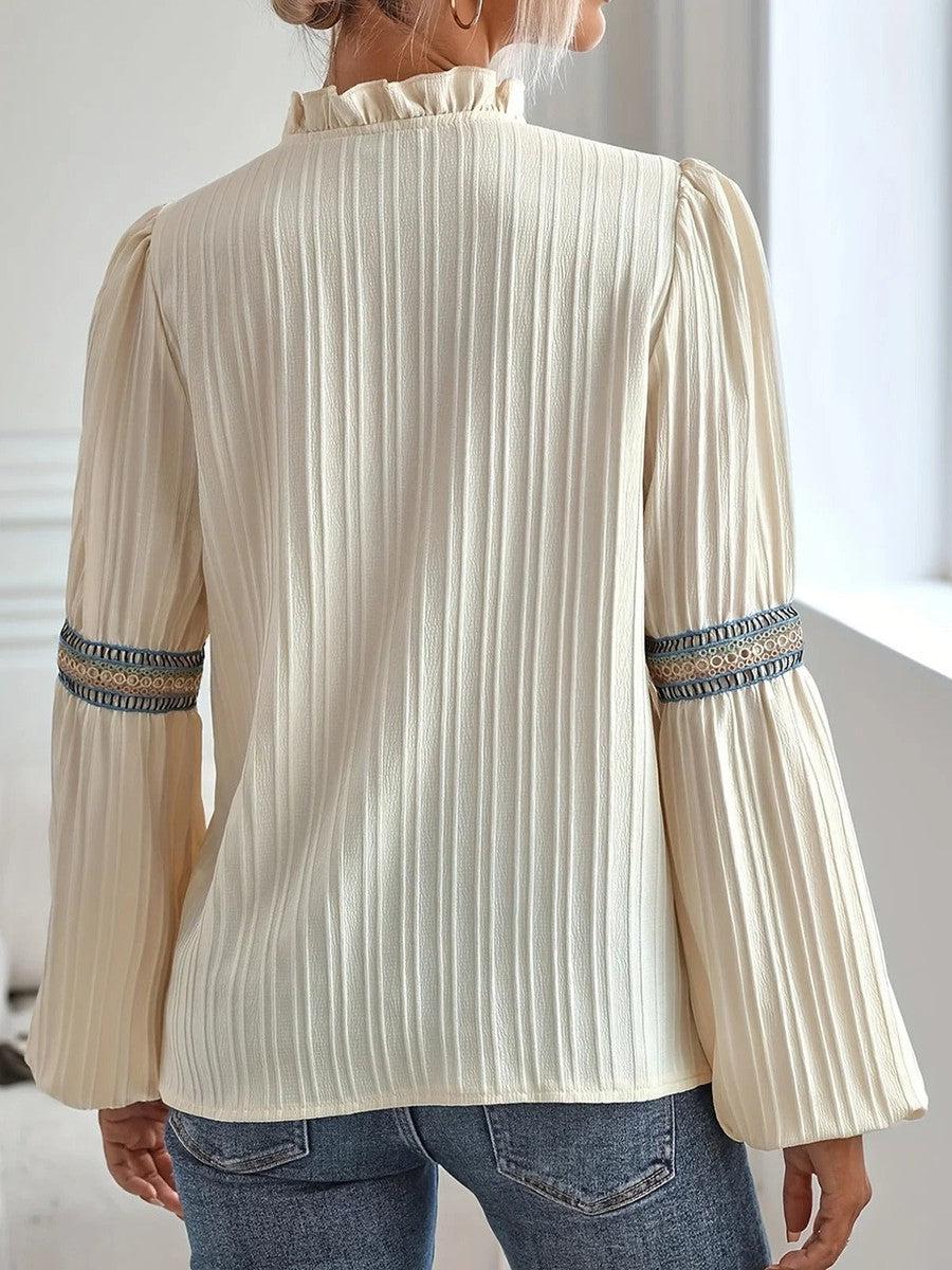 Topp dam, vintage — elegant och feminin i vitt viskos