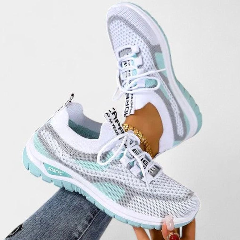 Sneakers dam — lätta komfortlöparskor med snörning i mesh
