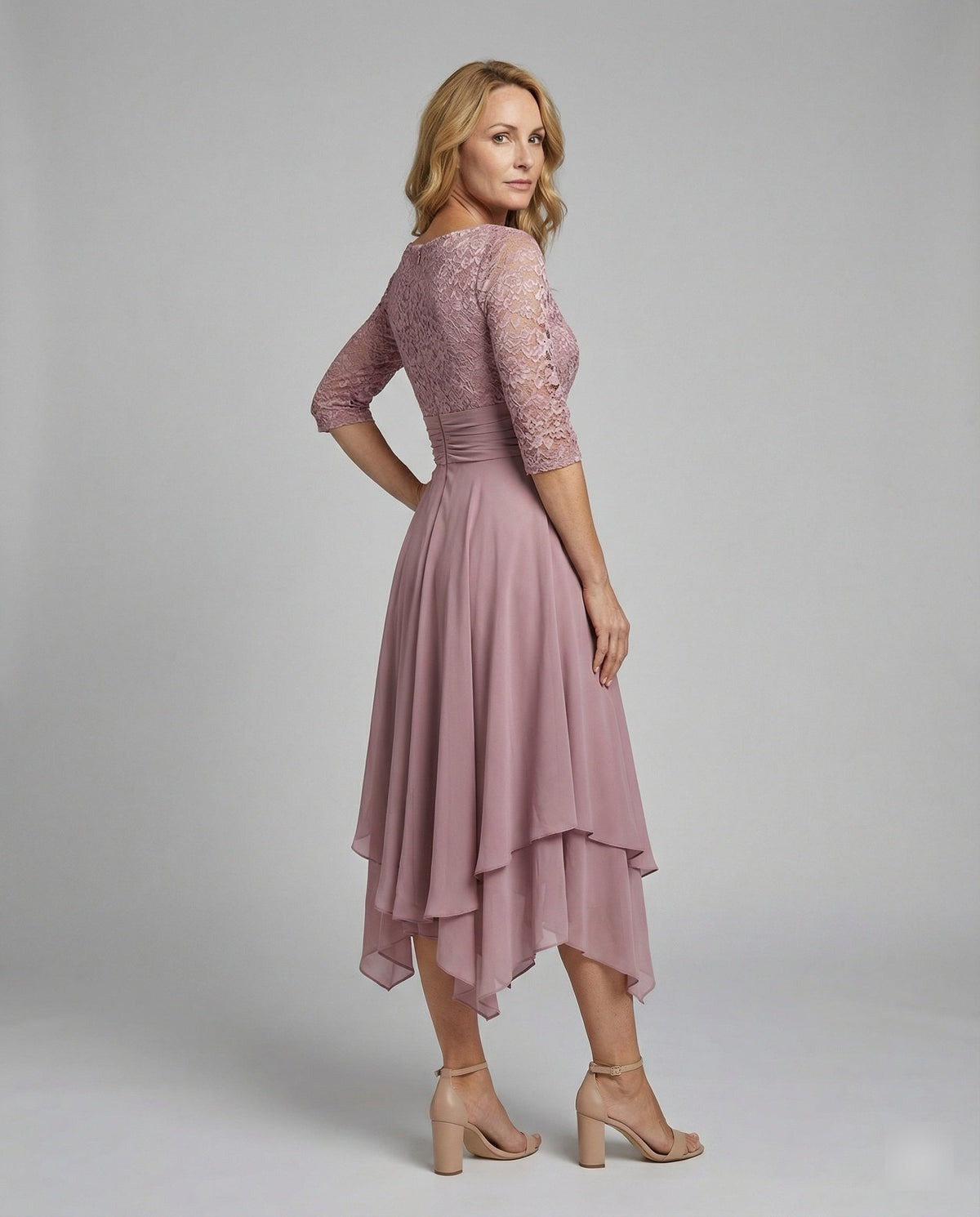 Klänning dam, ledig — bekväm klänning med stretch i regular fit