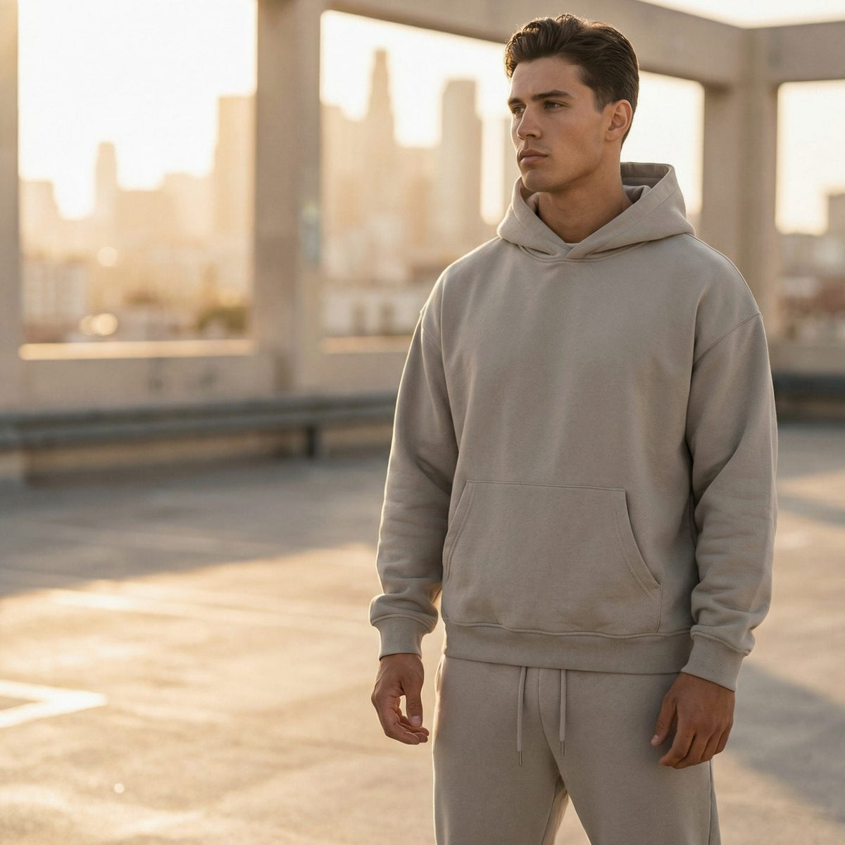 Träningsset herr — oversized hoodie och joggingbyxor