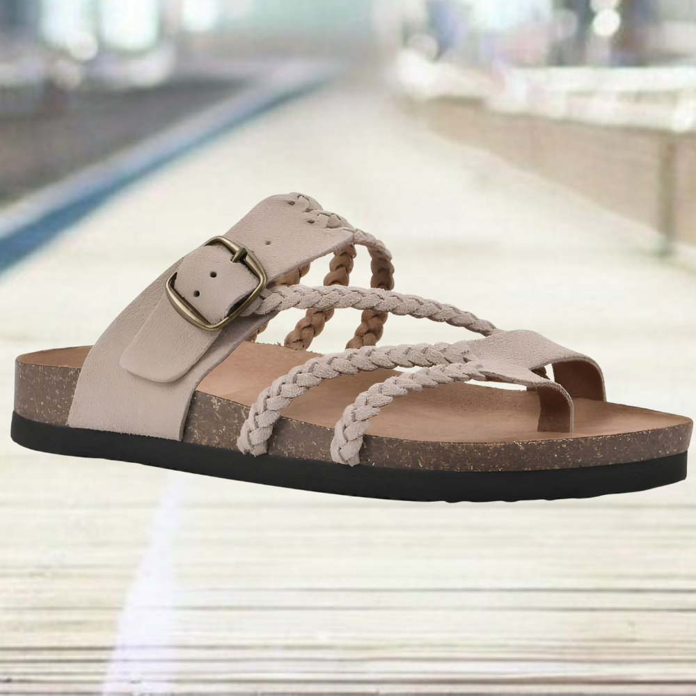 Sandaler dam, slip-on — flätade sandaler med perforerad design