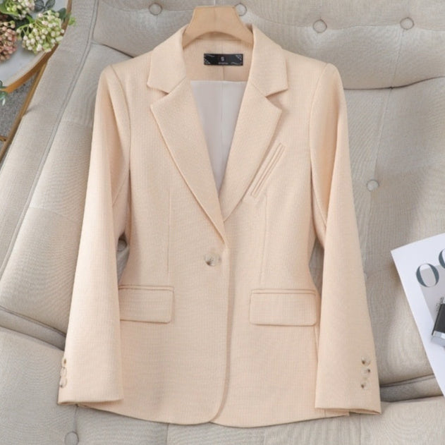 Blazer dam, figursydd — elegant kavaj med fickor