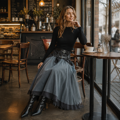 Tyllkjol dam, patchwork — luftig lagerdesign i tyll med figursömd midja