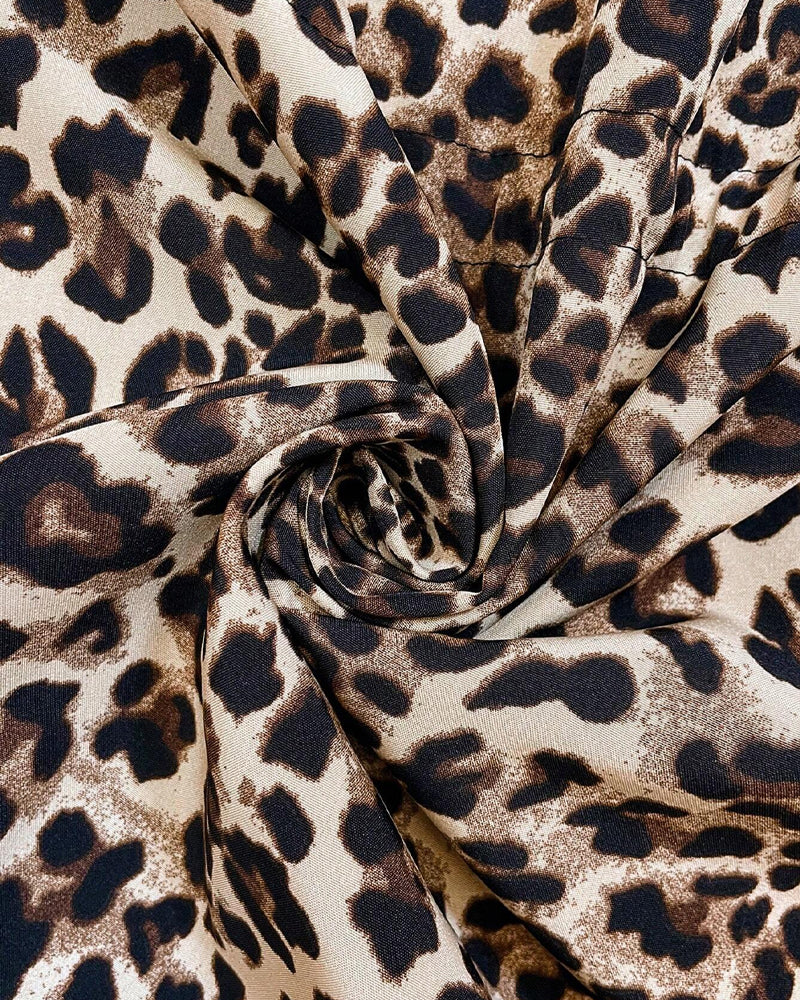 Kappa dam, vändbar — mjuk bomullsmix med huva och leopardmönster