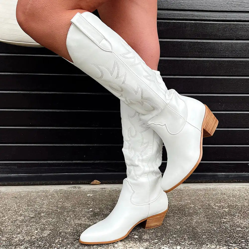 Westernboots dam — spetsiga i textil med mellanhög klack