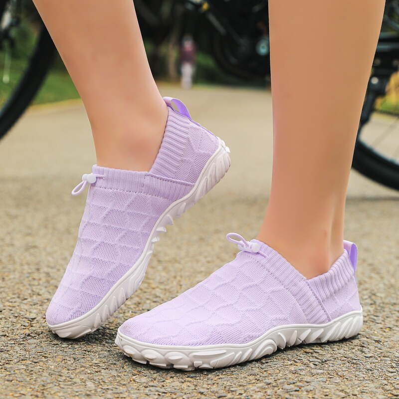 Slip-on skor — barfota med vid passform i mesh