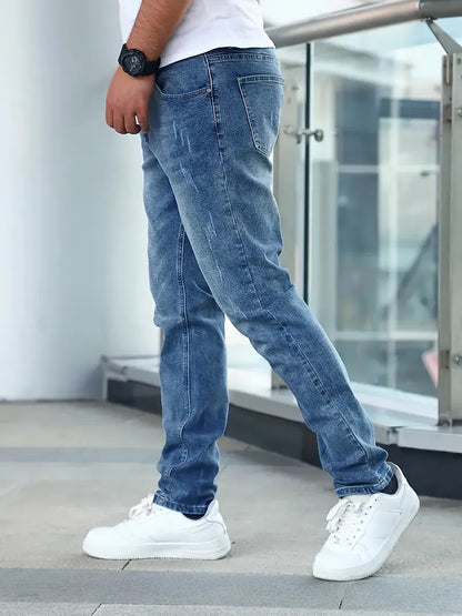 Jeans herr — rak passform med fickor i klassisk denim