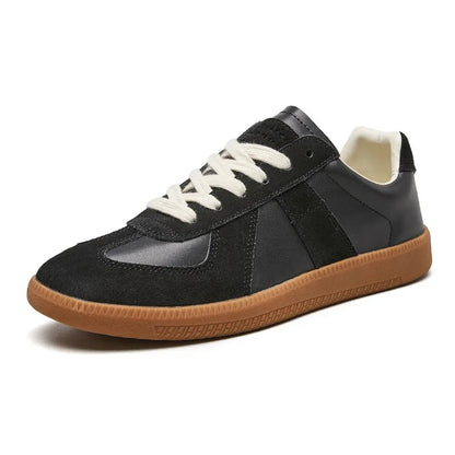 Snörade sneakers herr — halkfria och bekväma vardagsskor