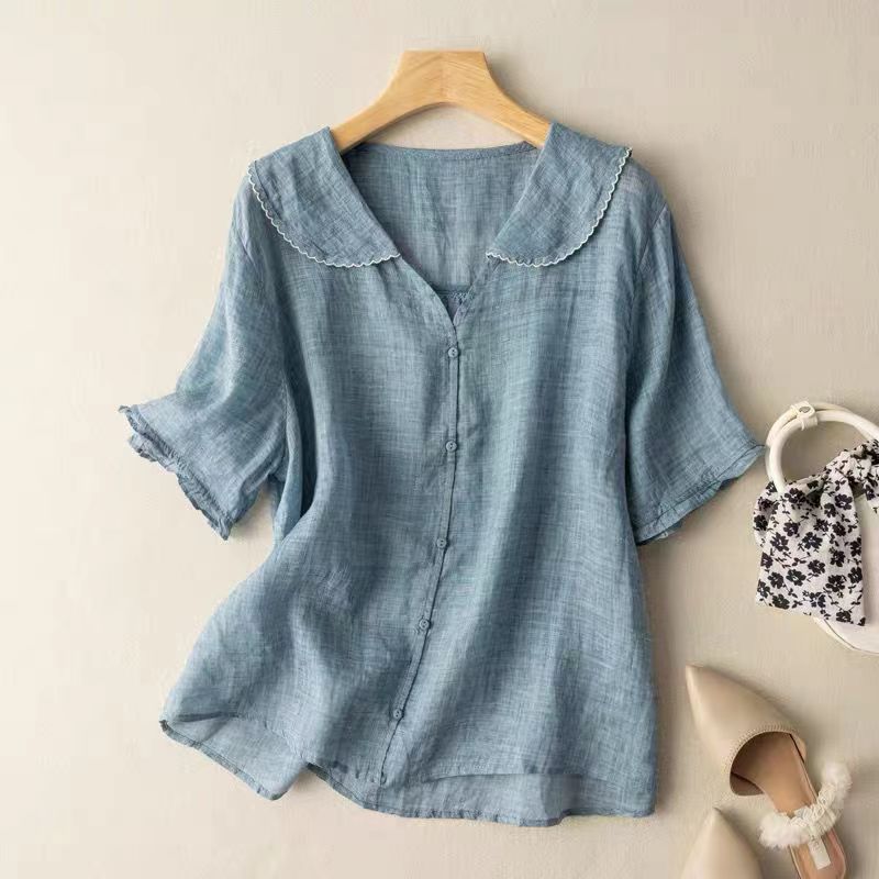Blus dam, vintage — elegant med scallop-krage och knappdetaljer