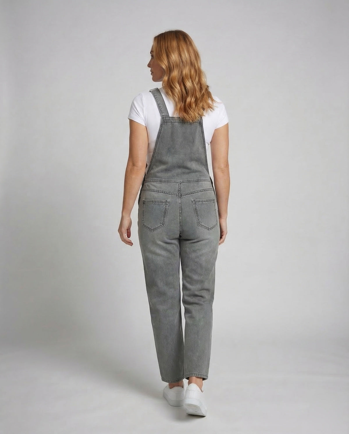 Denim-overall dam, ärmlös — snygg jumpsuit i jeanstyg