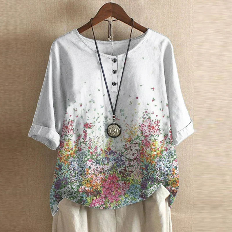 Blus dam, vintage — blommönstrad kortärmad sommarblus med rundad hals