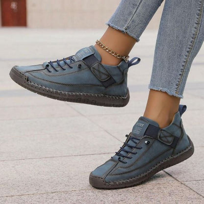 Slip-on sneakers dam — med kardborreband och dämpad sula, bekväma