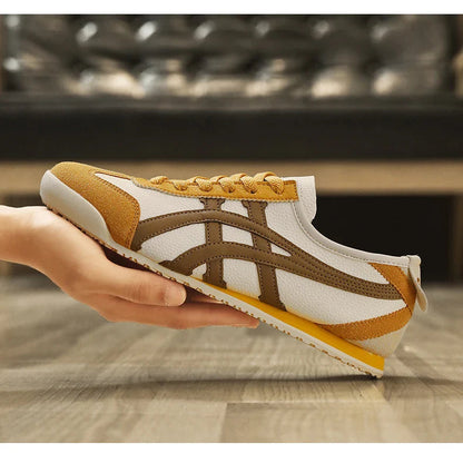 Retro sneakers herr — löparmodell med kontrastränder