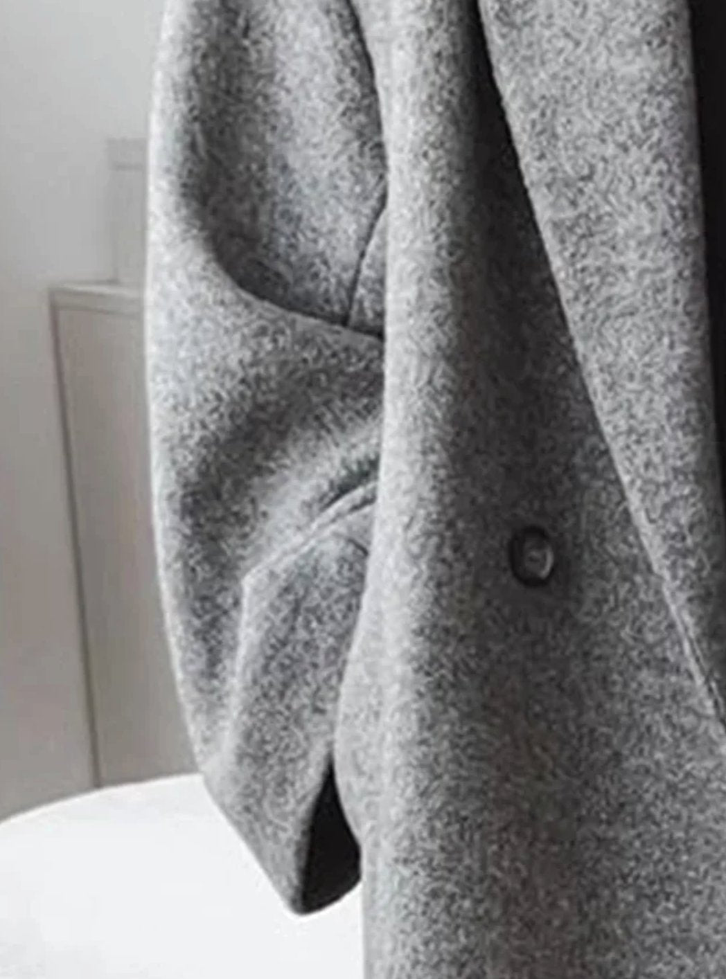 Ullkappa dam — lång oversized med skjortkrage och fickor