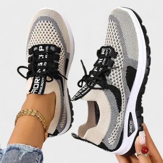 Sneakers dam — lätta komfortlöparskor med snörning i mesh