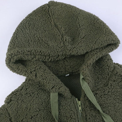 Teddykappa dam — oversized fuskpäls med huva och dragkedja