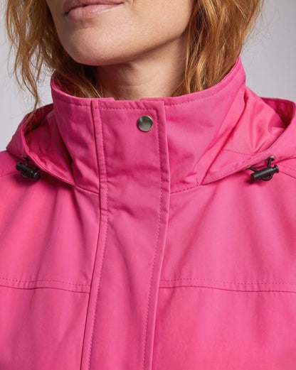 Parka dam — lång vattenavvisande med huva och midjesnörning