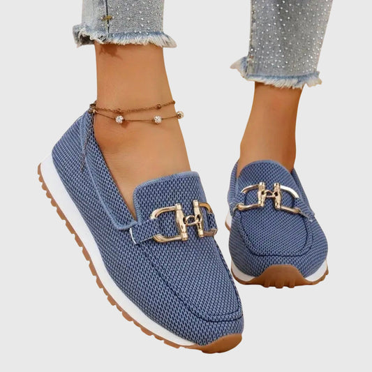 Loafers dam — i läderimitation med metallspänne, bekväma slip-on