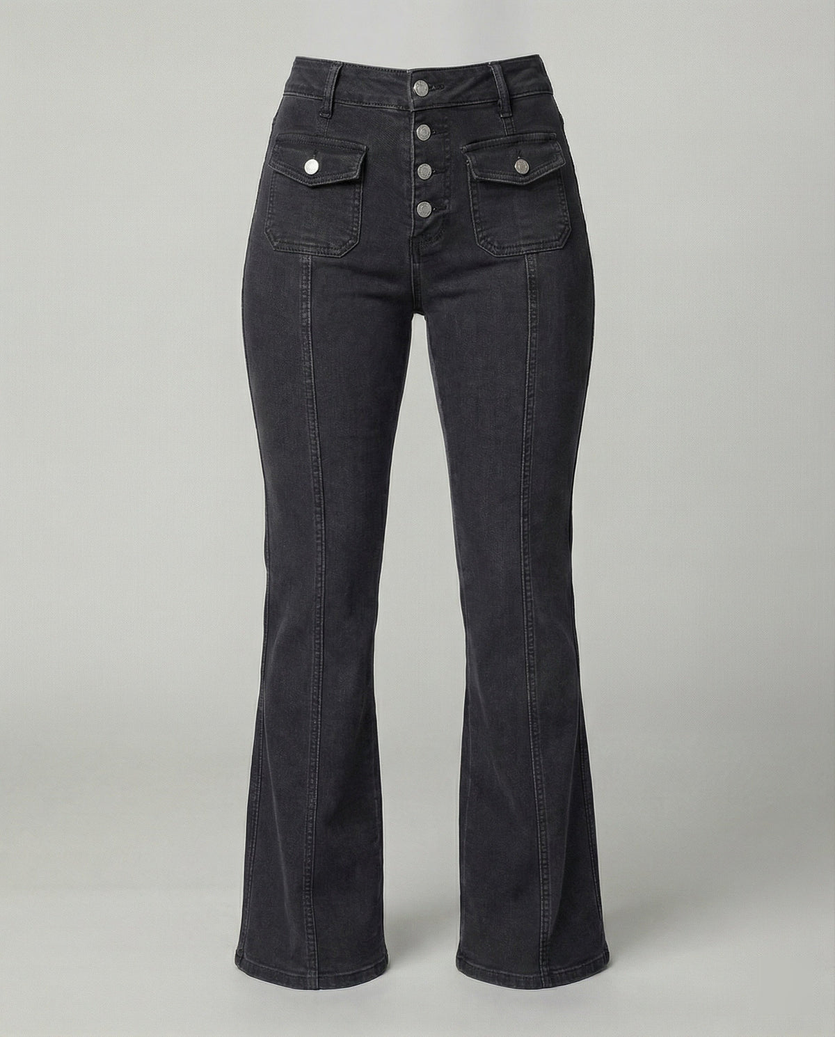 Högmidjade utsvängda jeans dam — flarejeans med hög midja